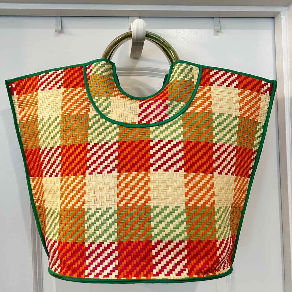 Large vintage rattan straw plaid tote bag beach pool vacation